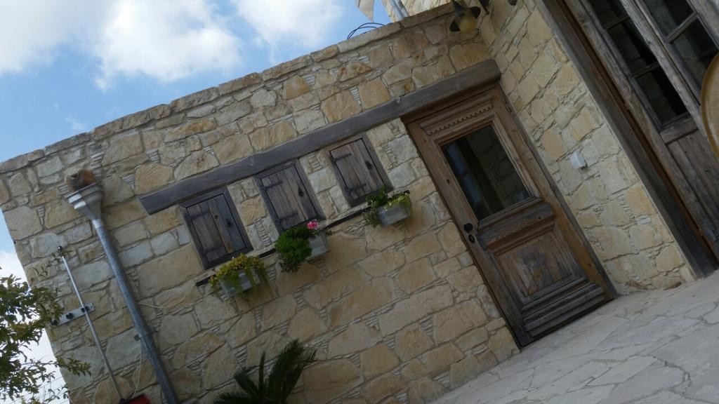 Lofou Traditional Stone House المظهر الخارجي الصورة