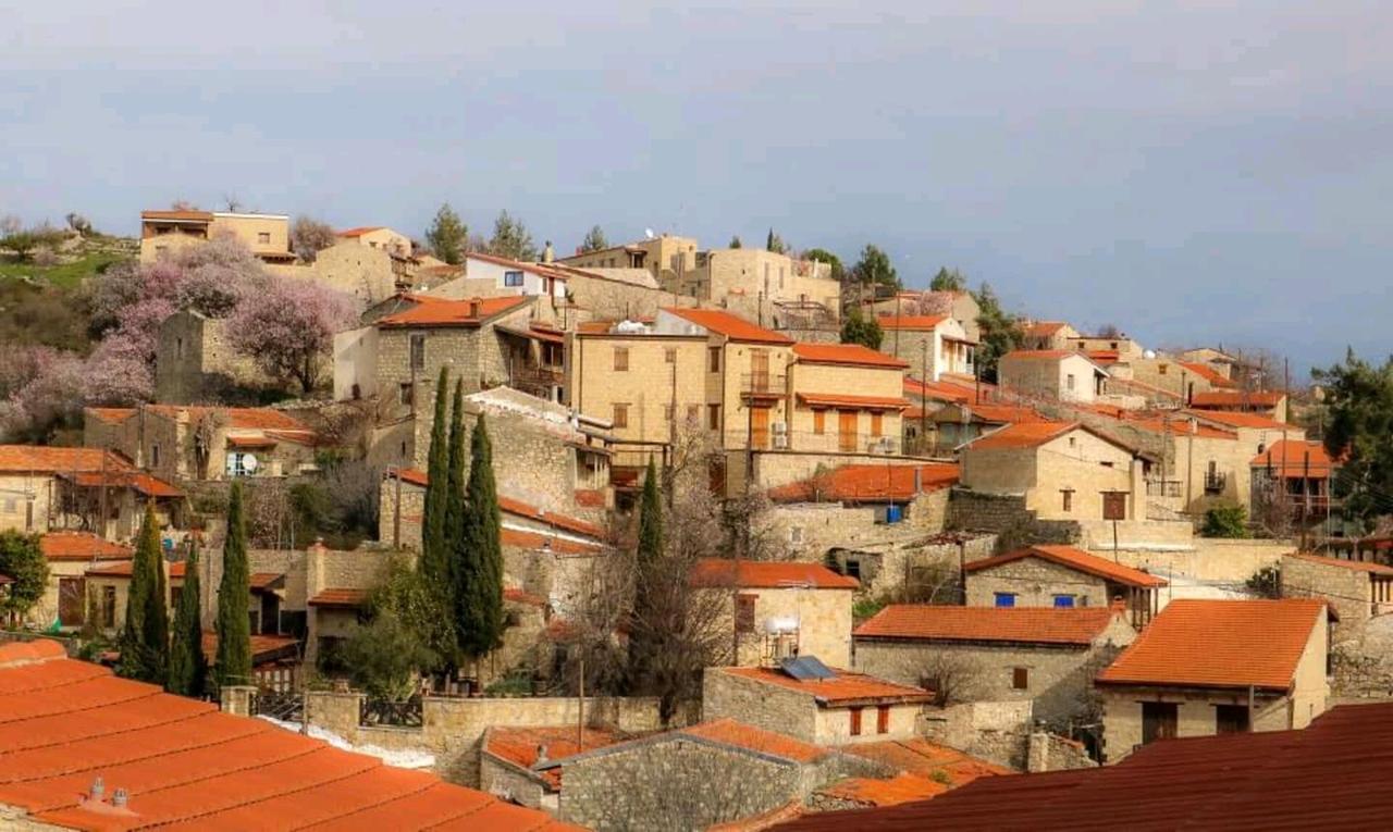 Lofou Traditional Stone House المظهر الخارجي الصورة